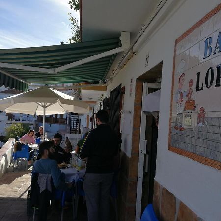 Casa en pueblo de montes de Málaga a 15km de playa Villa Almáchar Esterno foto